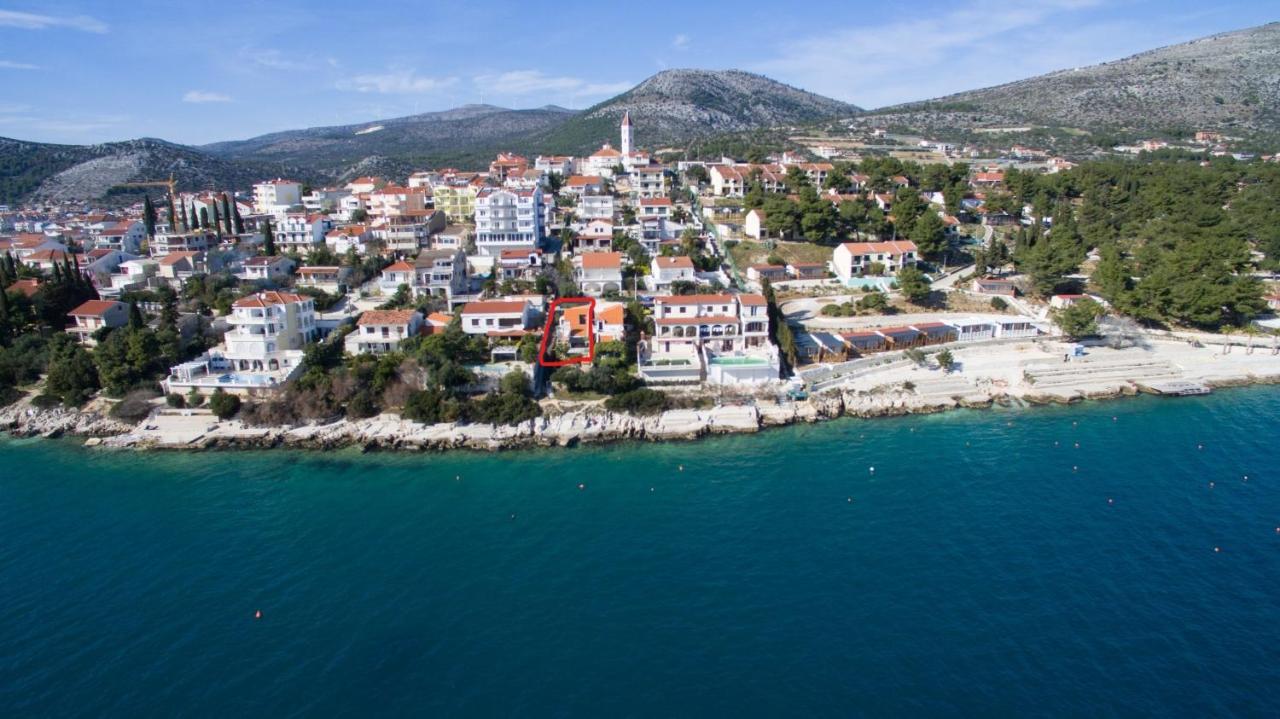 Vacation Home Mirjana Seget Vranjica Exterior foto